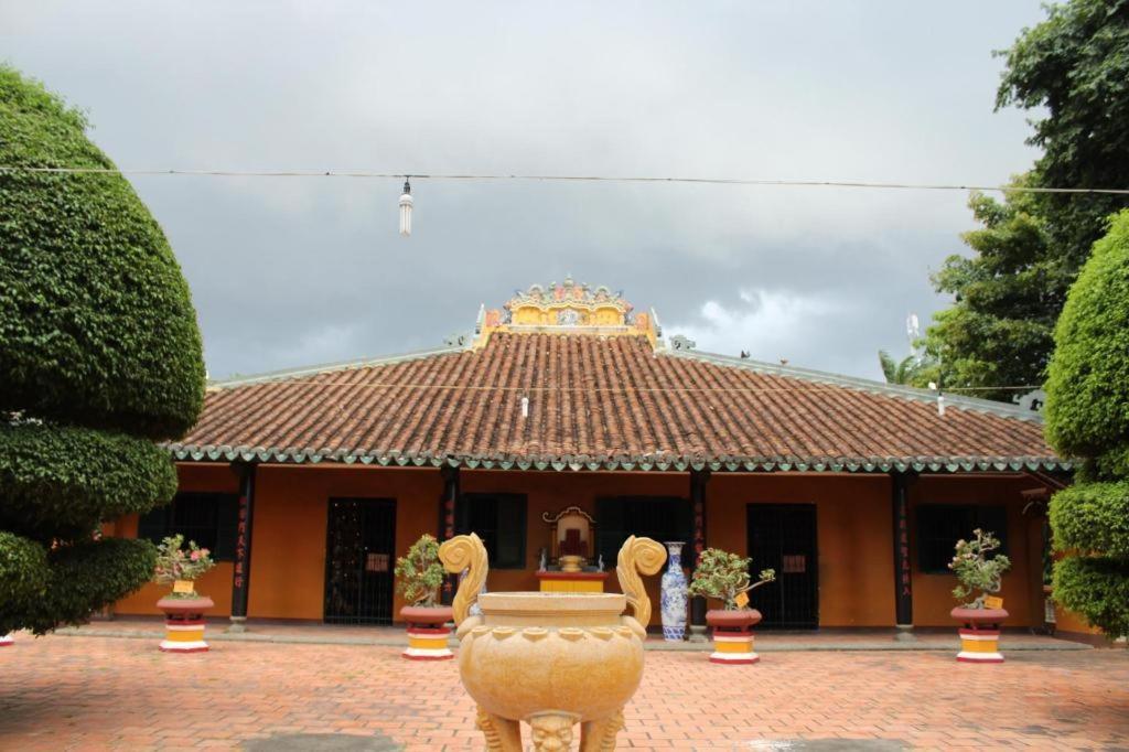 Amura Hotel Thu Duc Хошимин Экстерьер фото