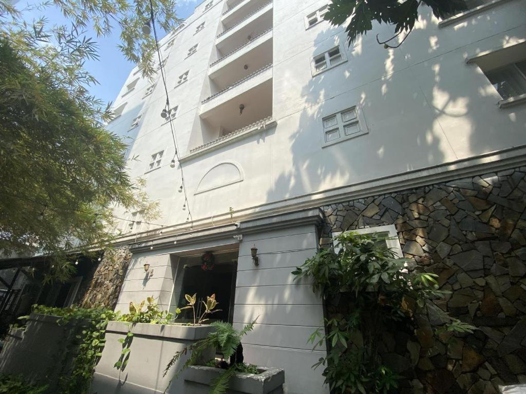 Amura Hotel Thu Duc Хошимин Экстерьер фото